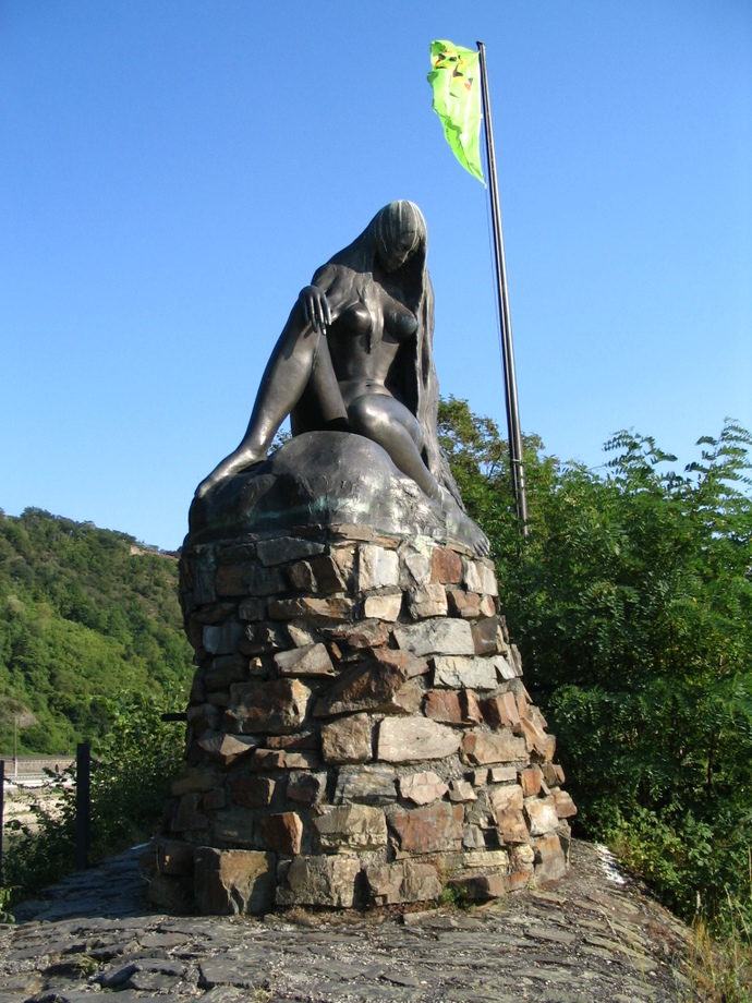 Geography TRIVIA - Name the STRUCTURE and its LOCATION (Vol 12)?
