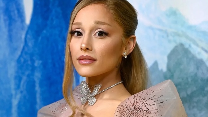 Would Ariana Grande have a lot of dating options based on her looks?