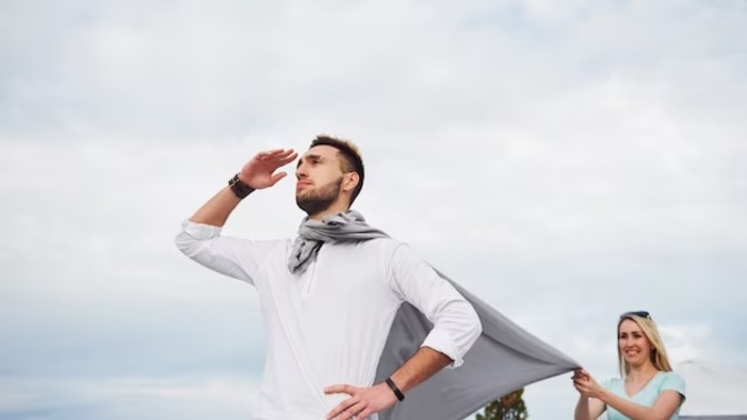 How do you deal with a guy who’s super into you one moment and distant the next?