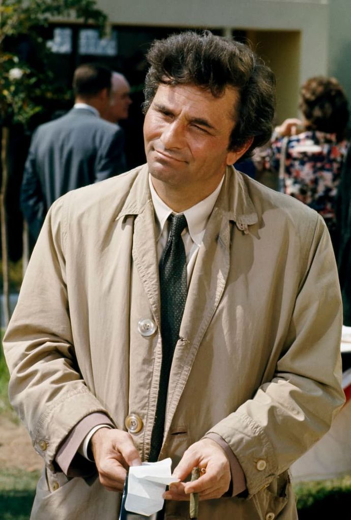 Why do young people both ♂️♀️attempt to mock me for wearing a trenchcoat as guy?