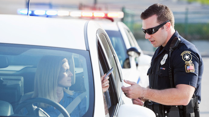 Should USA have a uniform set of laws regarding the rights and obligations of identifying oneself to police?