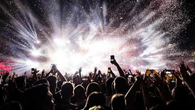 I want to go to Ricky Martin concert, has someone attended at his concert before?