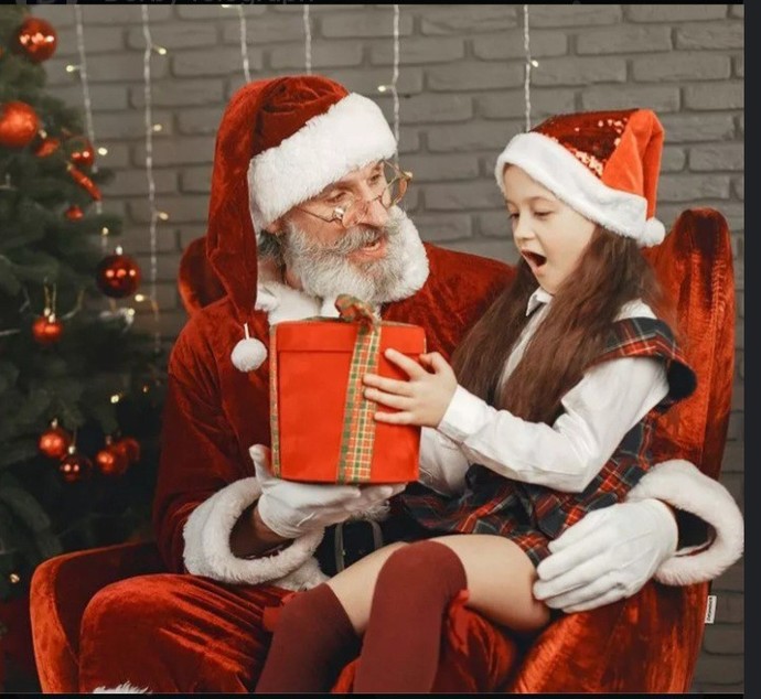 Which of these Santas is the most disturbing?