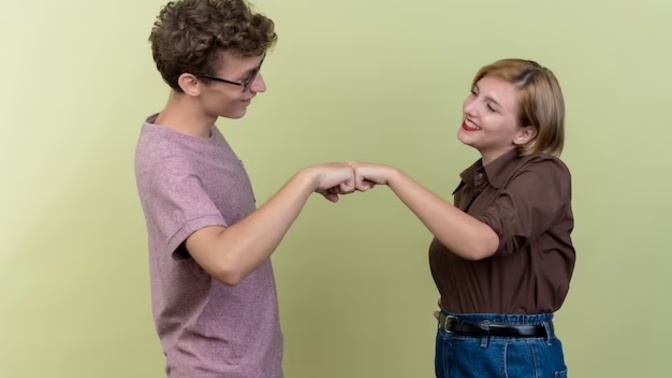 What’s more healthy for our lives; a platonic trustful friendship or a physical one on one partner?