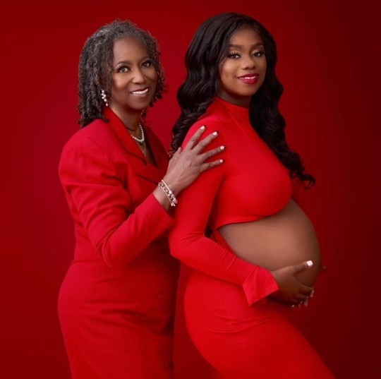 The rise of Baby momma/single mom syndrome: Successful Entrepreneur woman becomes a single mom. Why do you think this happens?
