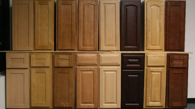 Do you prefer HANDLES or KNOBS on CABINET DOORS?