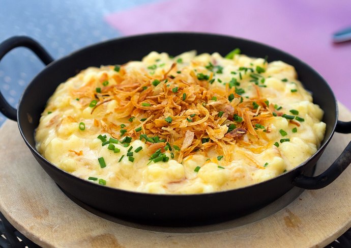 Spätzle with cheese and onions