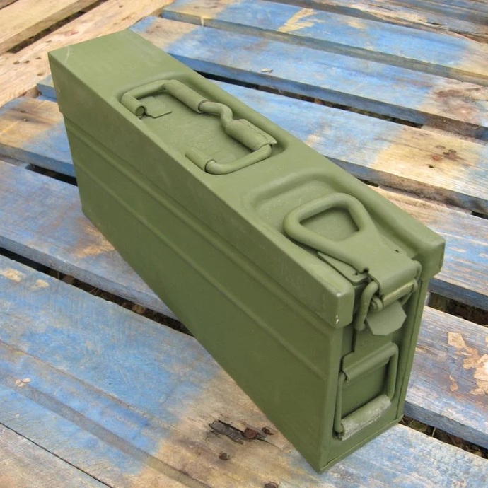 Best lunchbox for blue collar jobs?