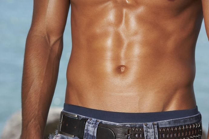 Girls, do you prefer a well defined abdominal area or not on a man?