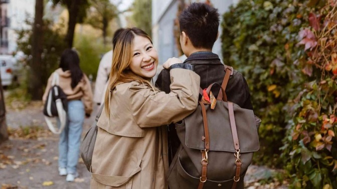 Is it a bad idea to try to seduce an old friend if you have genuine feelings for him?