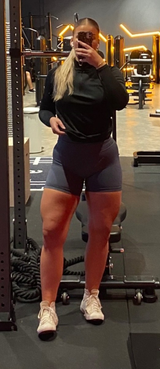 Guys do you feel intimidated by tall, fit girls?