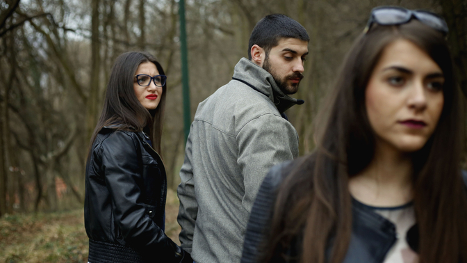 Girls, do you forgive wandering eyes?