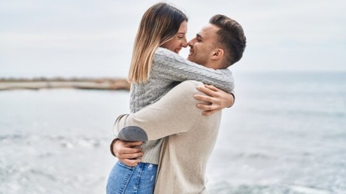 How do I keep the honeymoon phase as long as possible in a relationship?