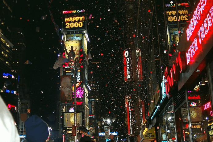 Does anyone have any hype for the 2024-2025 New Years transition like there was for the 1999-2000 transition?