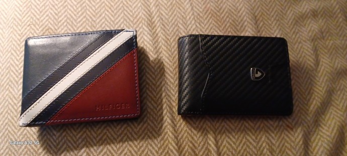 What wallet do you like more?