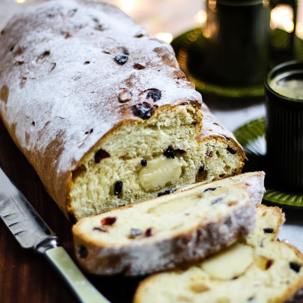Best Christmas bread, panettone or stollen?