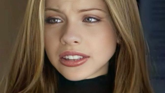 Do you know who this actress is?