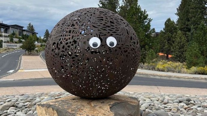 What landmark or statue would most benefit from a pair of Googly eyes?