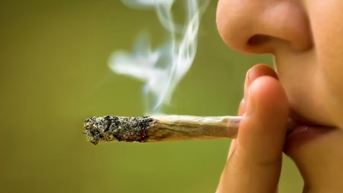 Weed addiction. Is it possible?