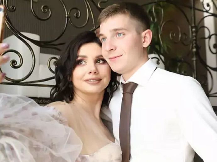 Woman marries stepson after divorcing his father, thoughts?