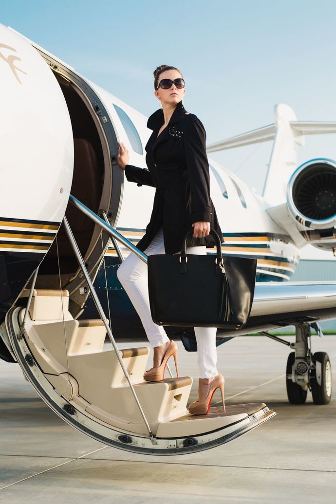 Who are the top 10% of women?