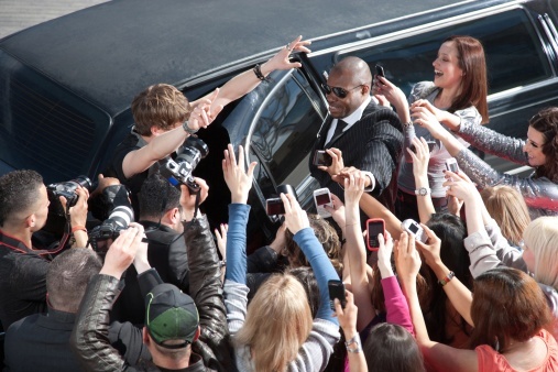 Who do you think cares about popularity more? Men or women?