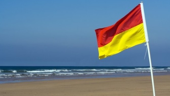 Do you agree there are both red and yellow flags in a relationship?