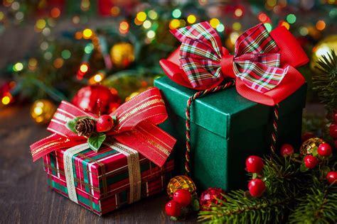 During what Winter holiday you usually get gifts?