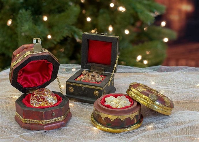 During what Winter holiday you usually get gifts?