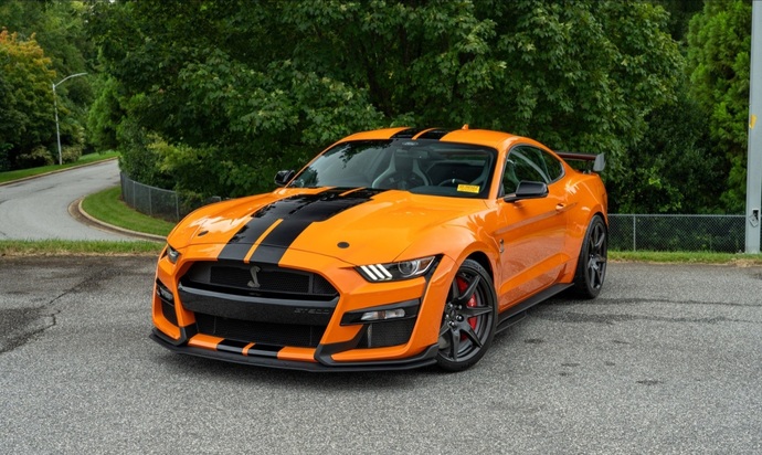 Is it true that guys who drive Ford Mustang get more attention?