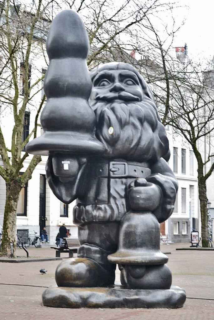 Whats this a statue of?