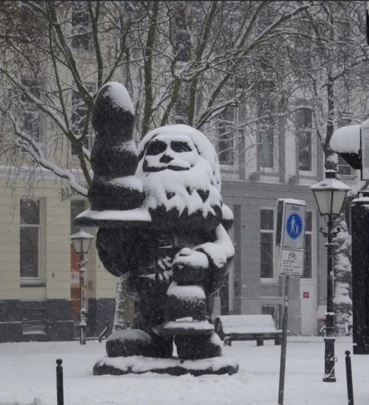 Whats this a statue of?