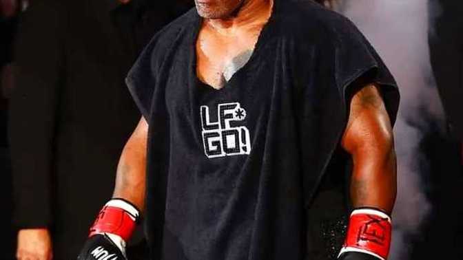 At 58 years old, how impressive is Mike Tyson's performance against Jake Paul in their boxing match?