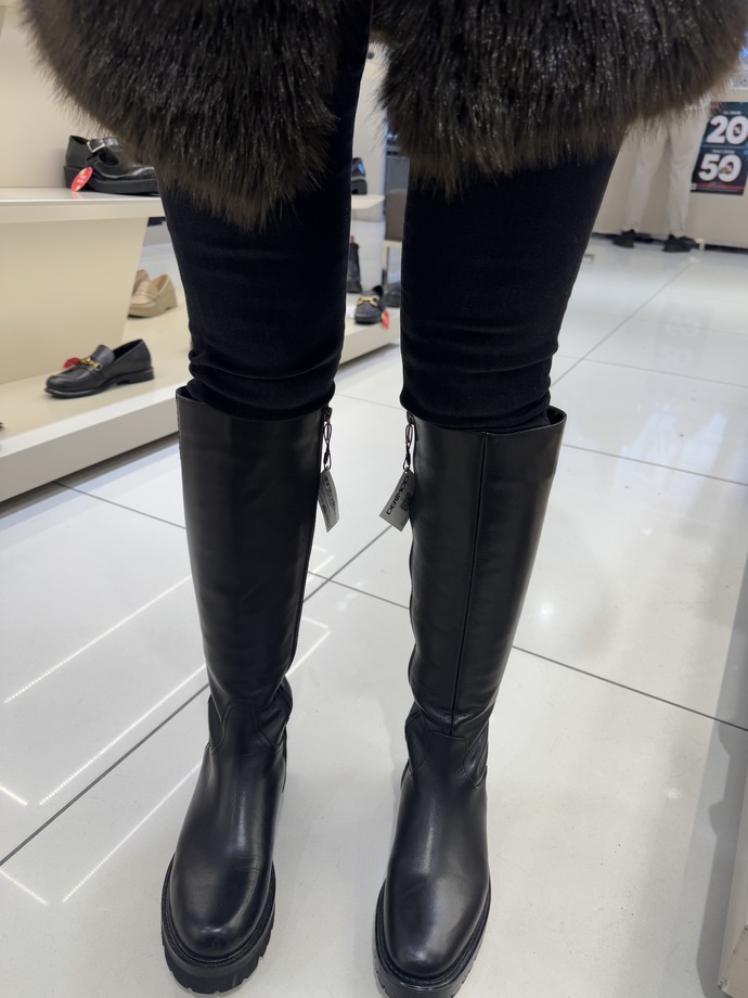 Do you think these boots cause foot smell?
