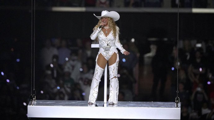 What did you think of Beyonce’s Super Bowl halftime performance at the Ravens-Texans game?