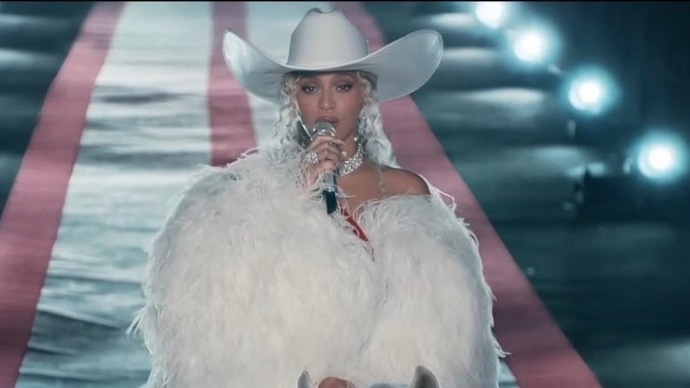 What did you think of Beyonce’s Super Bowl halftime performance at the Ravens-Texans game?