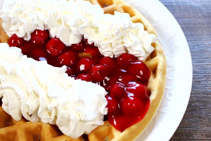 Does anyone know how to make pizzelles?