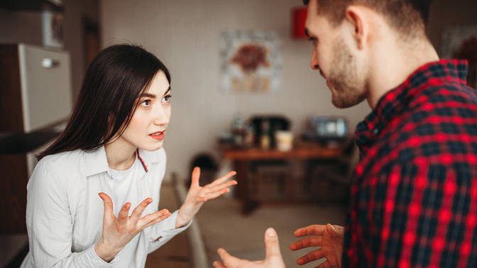 He makes 55k a year. She makes 35k. They move in apartment together and wants her to split the rent. Is he wrong?