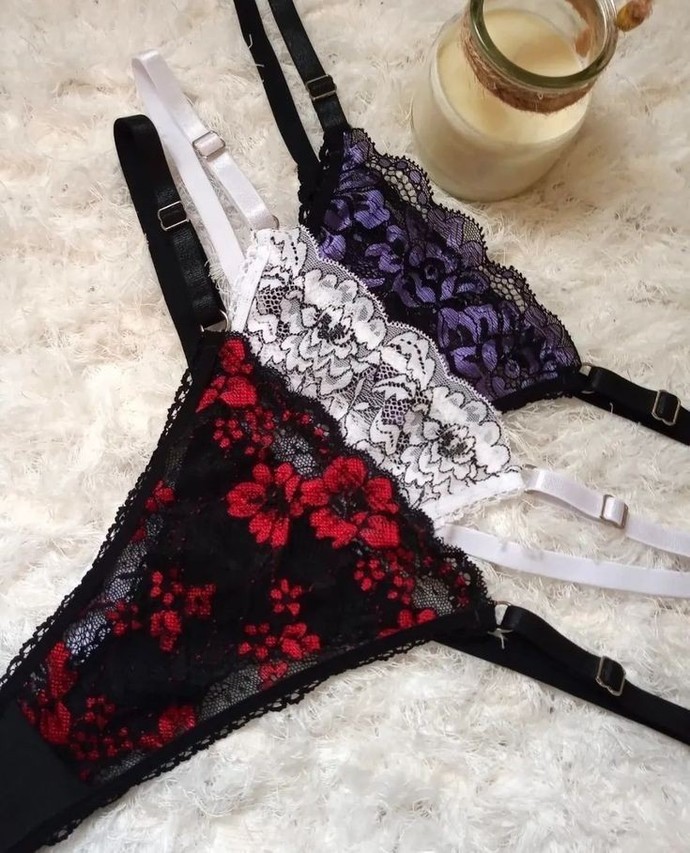 Which three colors do you prefer in underwear?