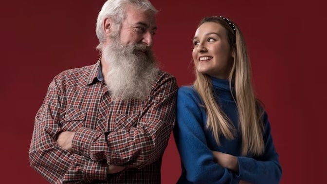 Is it an advantage or disadvantage for a man to be older in a relationship?