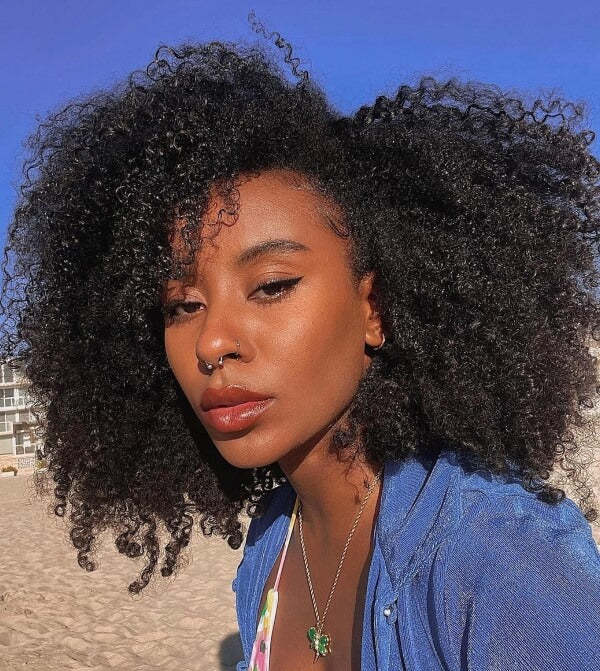 Guys, Do white guys like dark skin black women?