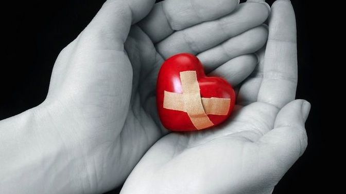 I need advice on my broken heart, because I don't know what to think?