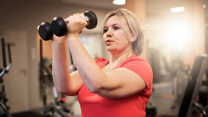Is it stupid to join a gym in January with a new years resolution to lose weight seeing as how majority of people quit soon after?