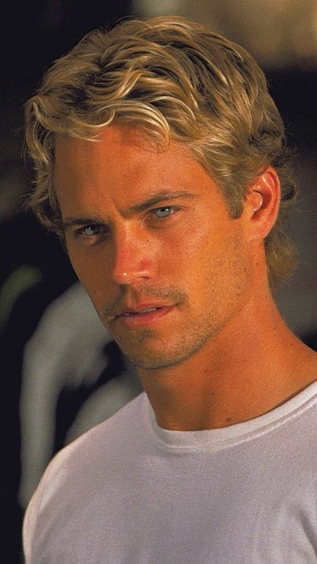 Dear Girls, what hair color do you prefer on guys?