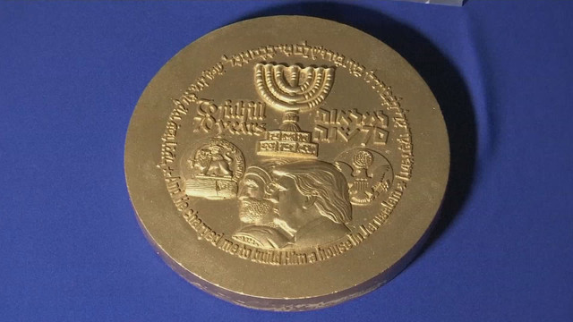 Now that Trump has become President, which commemorative coins would you buy?