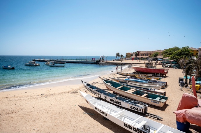 Did you guys know that theres such a cool little island right off the coast of Dakar?
