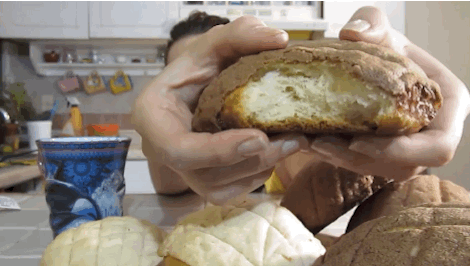 Who here loves conchas?