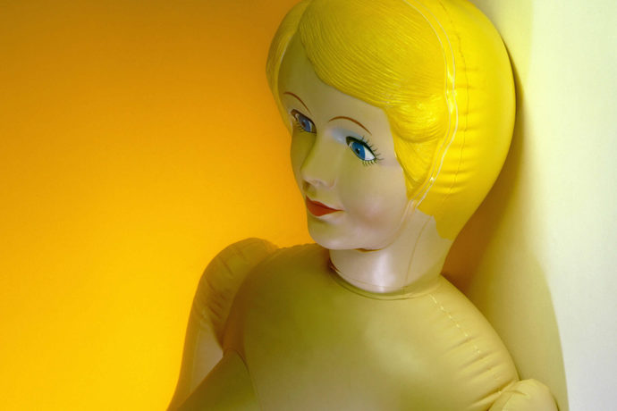 Is it better to have a woman without a romantic past?
