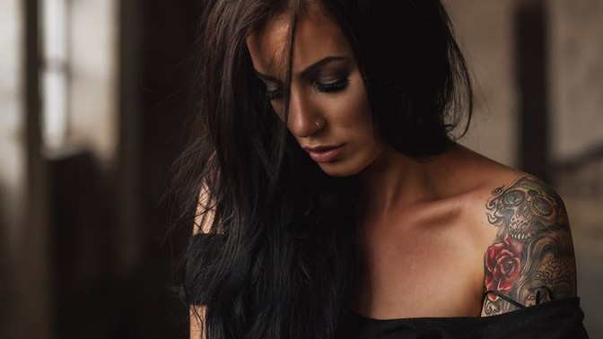 How do I overcome my fears and open up to dating again?