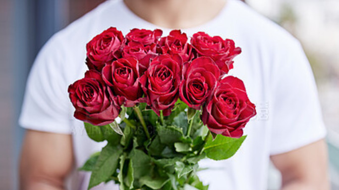 Should we normalize men getting flowers in 2025?